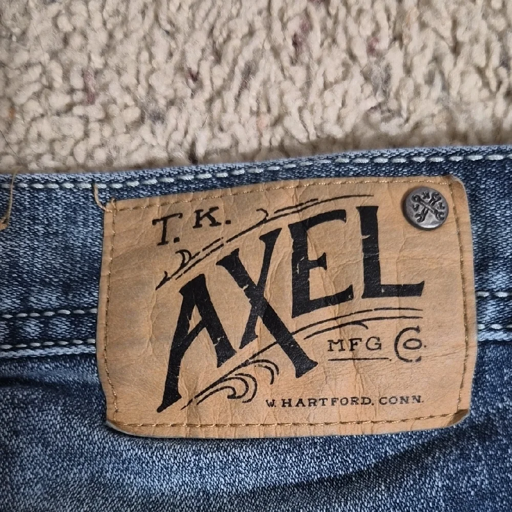 NWOT Men's Axel 40x32 Slim Bootcut Jeans